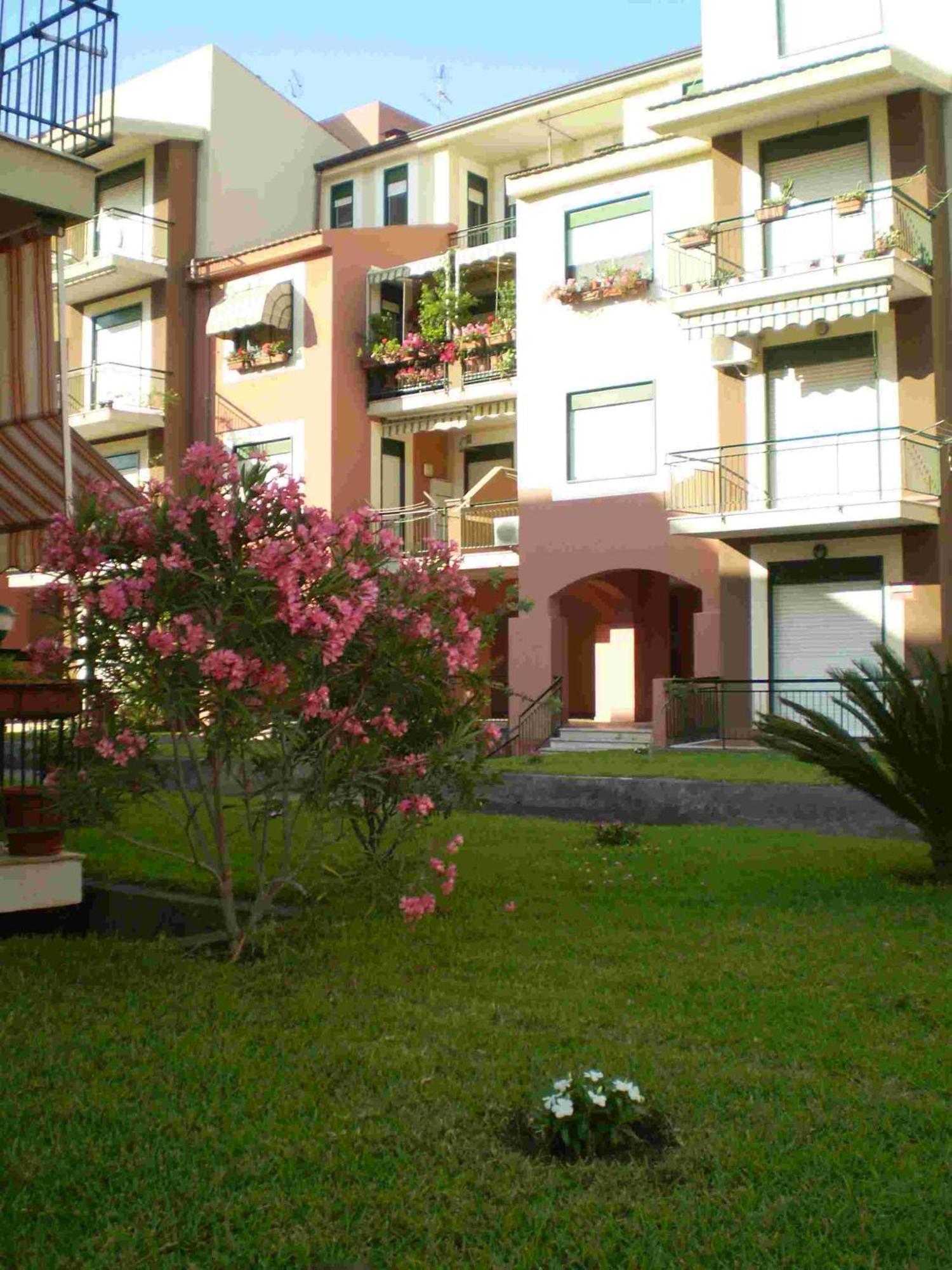 Suitehome Taormina Джардини-Наксос Экстерьер фото