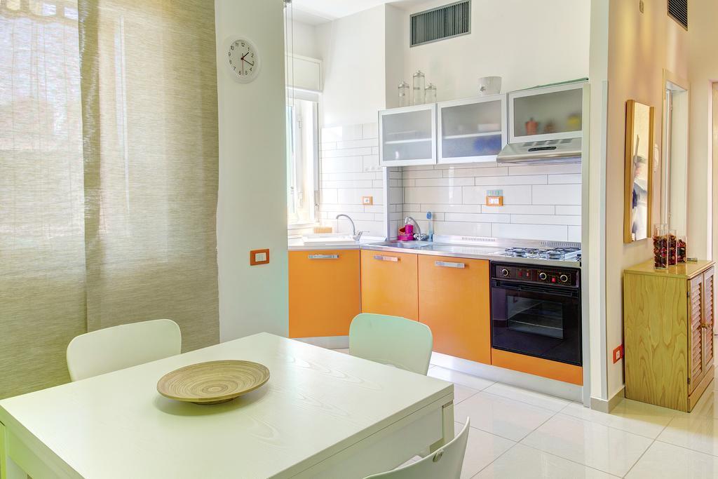 Suitehome Taormina Джардини-Наксос Номер фото