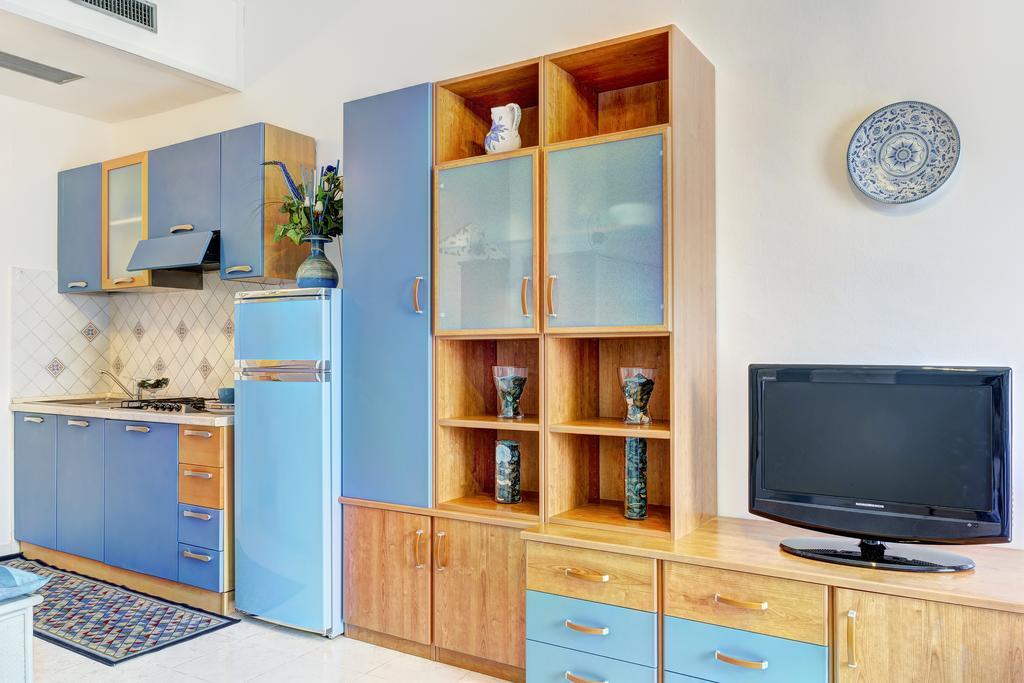Suitehome Taormina Джардини-Наксос Номер фото